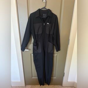 FIGS Long sleeve jumpsuit - small, black